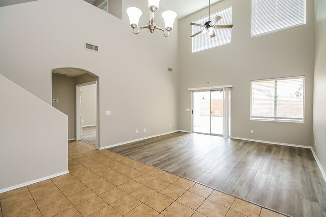 Photo - 3369 W Yellow Peak Dr