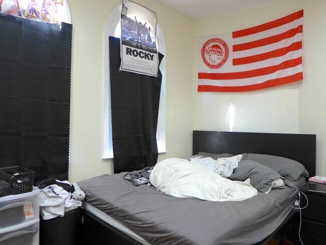 Photo - 18 Medfield St