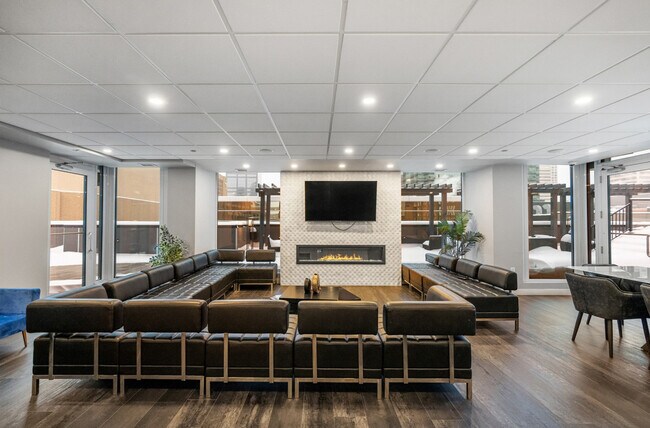 Photo - 10180-10103 103 St NW Unité ID1314537P