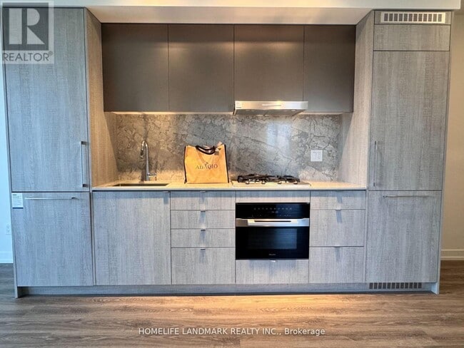 Photo - 771 Yonge St Unit 1508