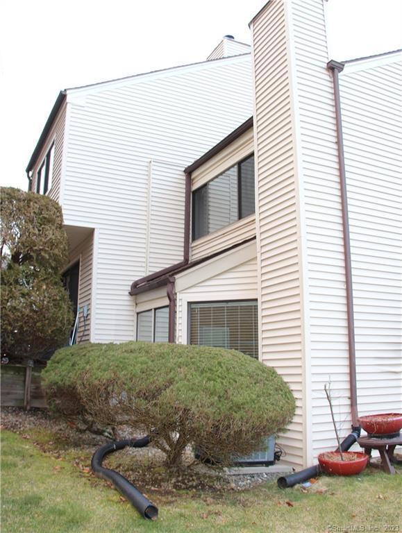 54 Deer Run Condo Unit 54 Condo for Rent in Bethel, CT