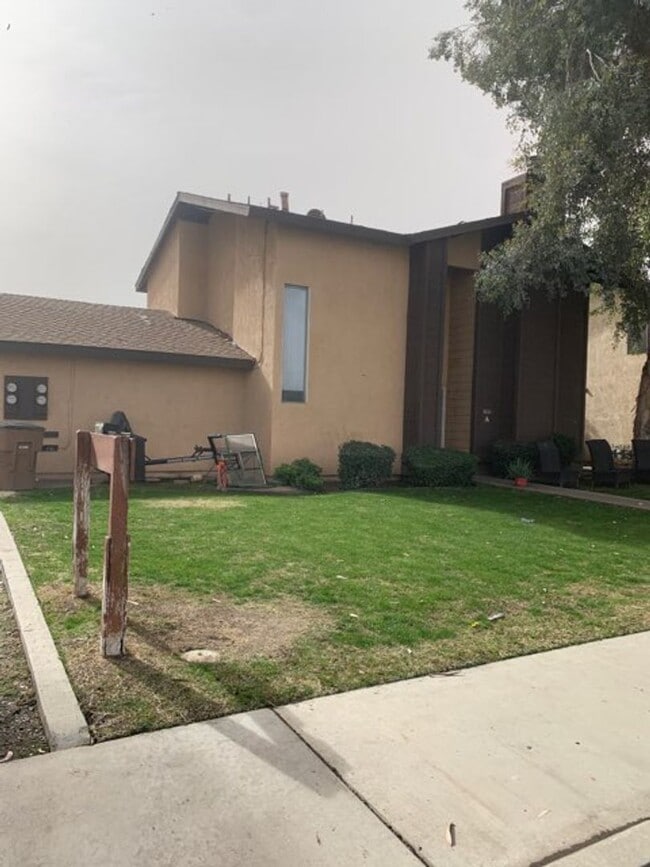 4701 Country Pl Ln Unidad C