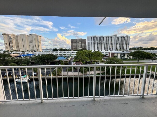 Photo - 1650 NE 115th St Unit 609