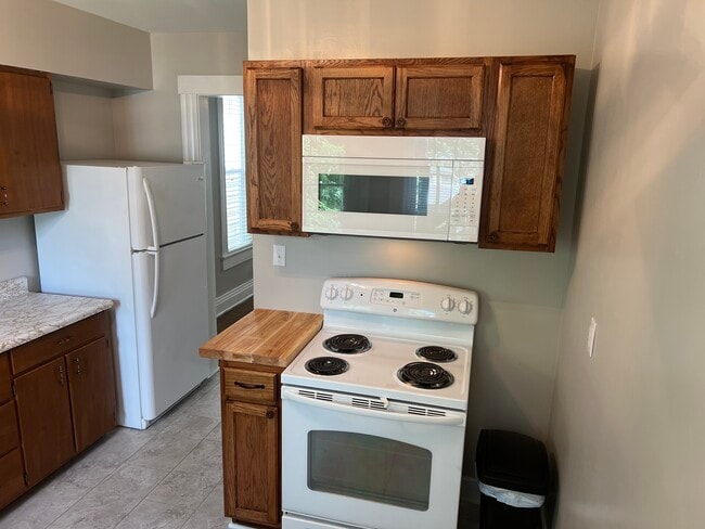 Photo - 1635 Eastern Pky Unit 1