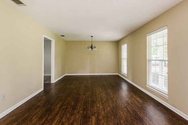 213 Cherokee Trail