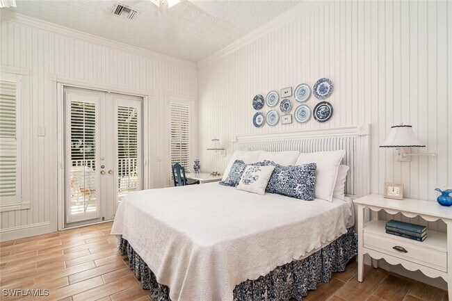 Photo - 362 2nd Ave N