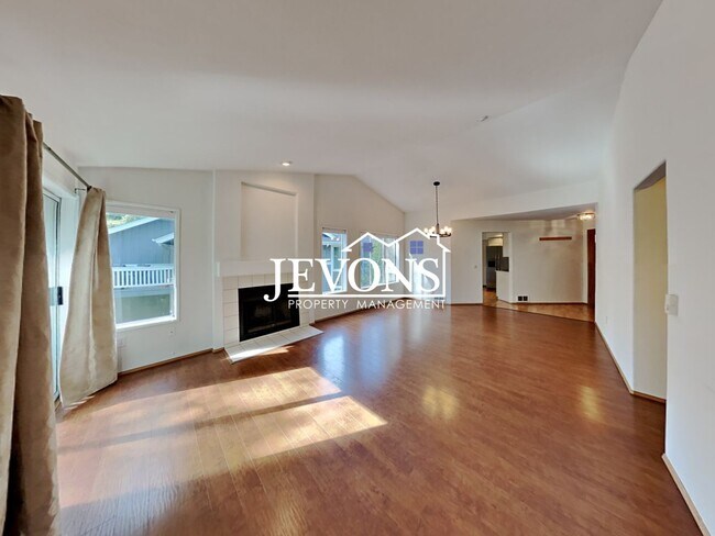 Photo - 3632 255th Ln SE
