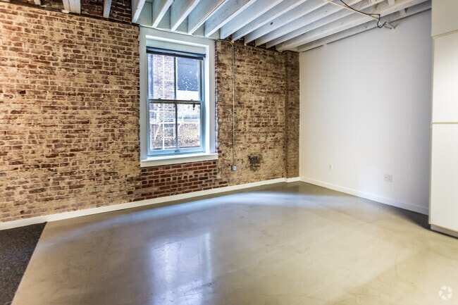 Studio - 600SF - Living Area