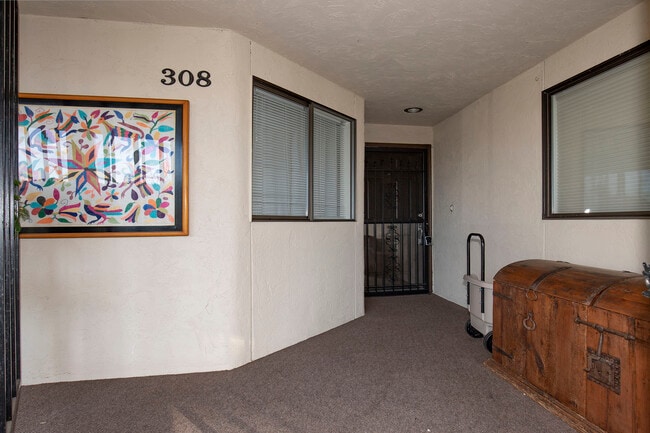 Photo - 16929 Inglewood Rd NE