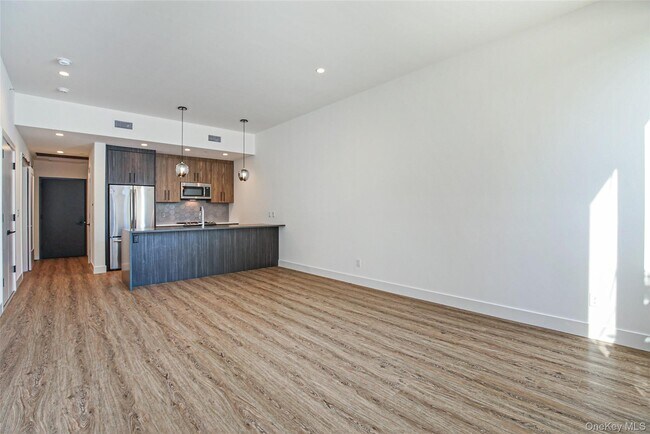 Photo - 39 Washington Ave Unit 205