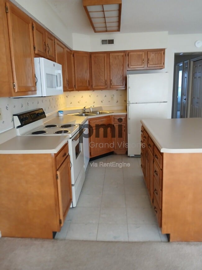 Photo - 1306 Arthur Ave Unit 2