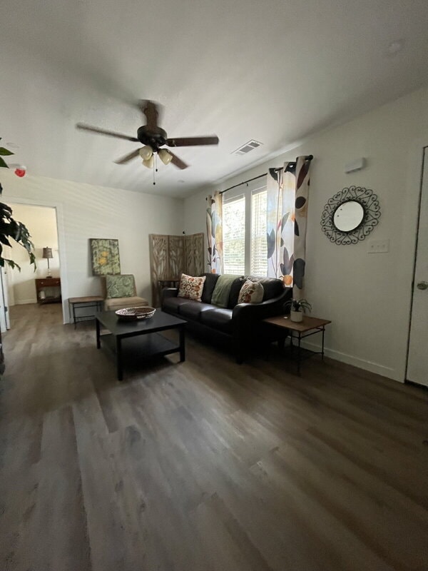 Photo - 12 Morningside Dr SW