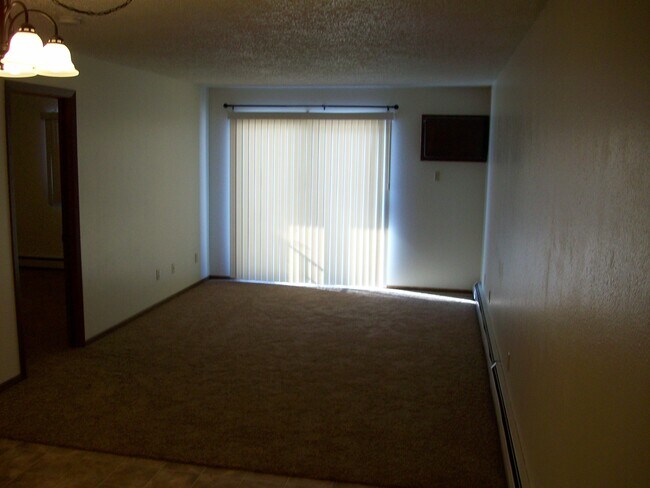 Photo - 2208 E Divide Ave Unidad 3