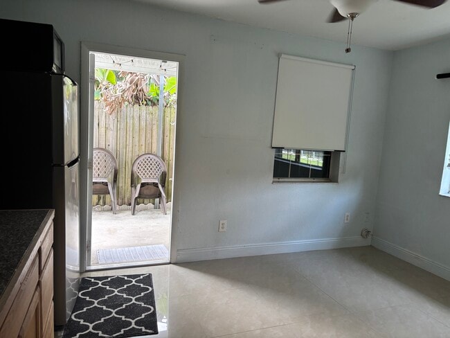 Photo - 9861 SW 164th St Unit 1