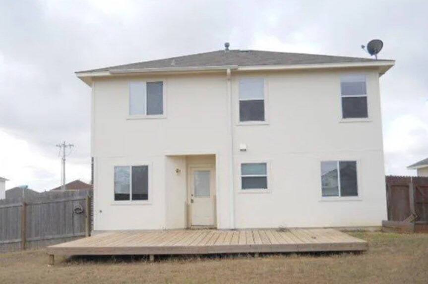 Photo - 15137 Meredith Ln