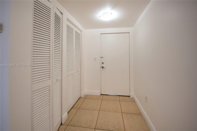 Photo - 4147 Stirling Rd Unit 406