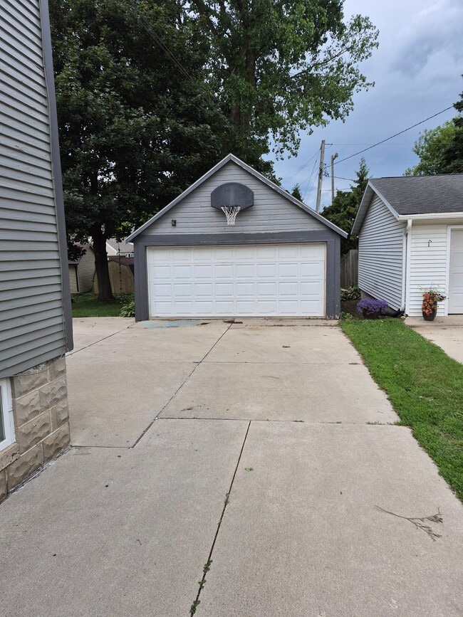 Photo - 218 Bishop Ave