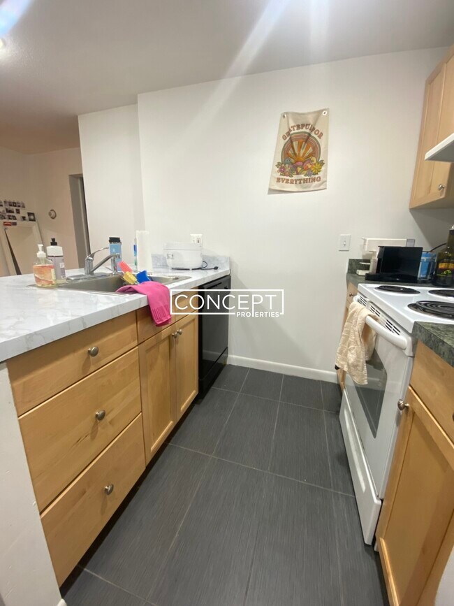 Photo - 50 Evergreen St Unit 37