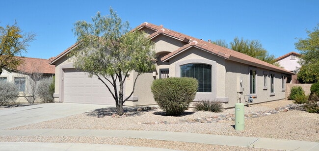 Photo - Move-In Ready Home in Dove Mountain