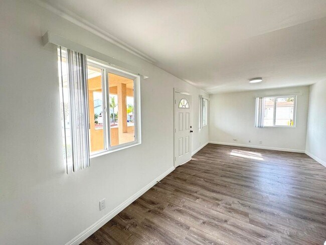 7304-7308 Fulton Street