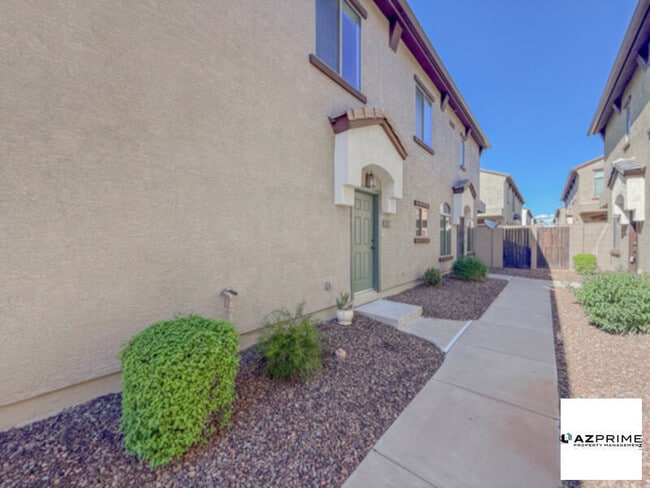 Photo - Elegant 2/2 Phoenix Townhouse in Pinnacle ...