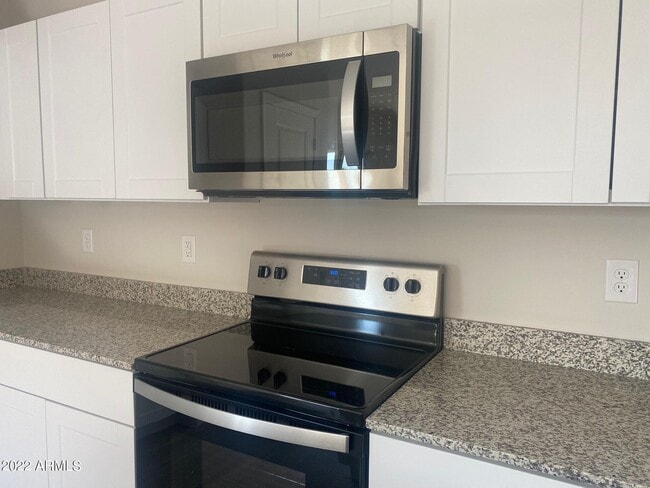 Photo - 786 Silvercreek Ln