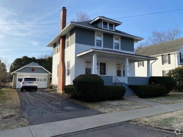 Building Photo - 83 Earley St Rental