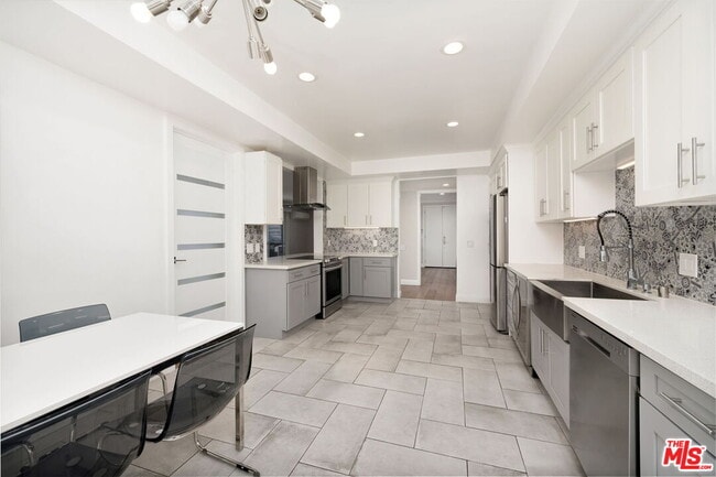 Photo - 5974 Buckingham Pkwy Unit 501