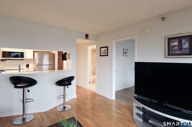 Photo - 127 Greyrock Pl Unidad 1507