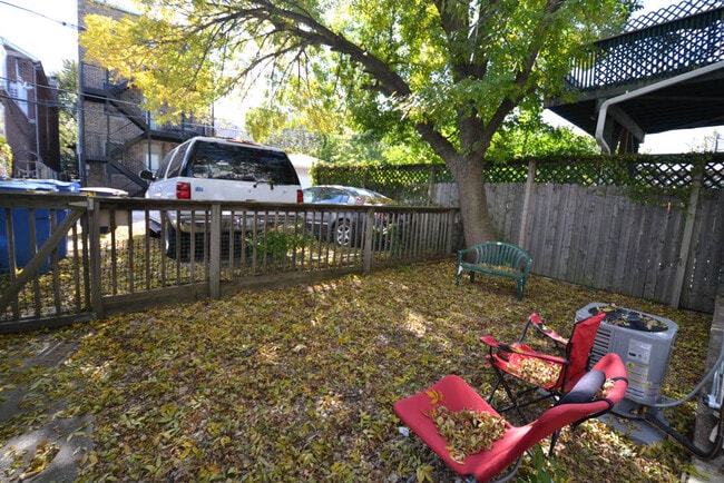 Photo - 2031 Moffat W St Unit 2