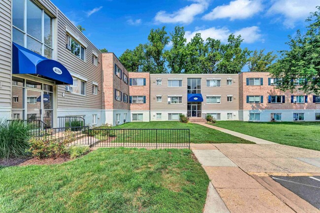 Building Photo - Fairmont Gardens Rental