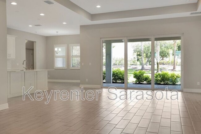 Photo - 6133 Lungo Lago Dr