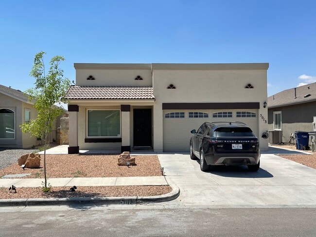 Building Photo - 5013 Joe Castillo St Rental