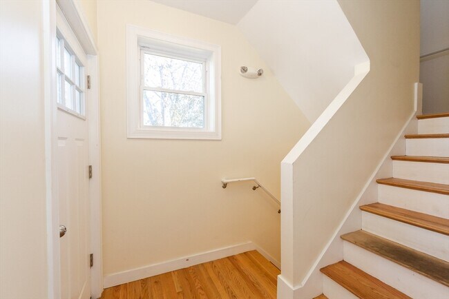 Photo - 182 Calumet St Unit 2