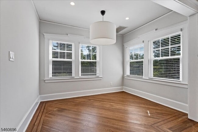 706 Valley Rd Unit 2