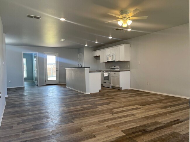 Photo - 3 bed 2 bath in Frenship ISD