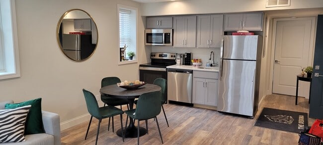 Seward LLC - Seward LLC Apartments