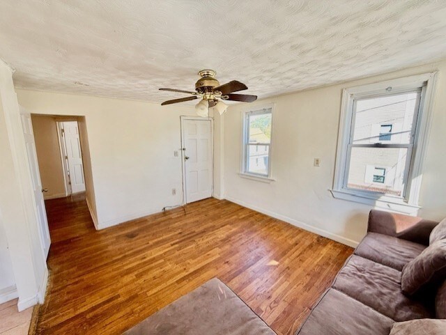 Photo - 14 Amity St Unidad 2