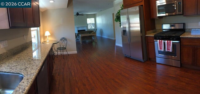 Photo - 1448 Rosal Ln