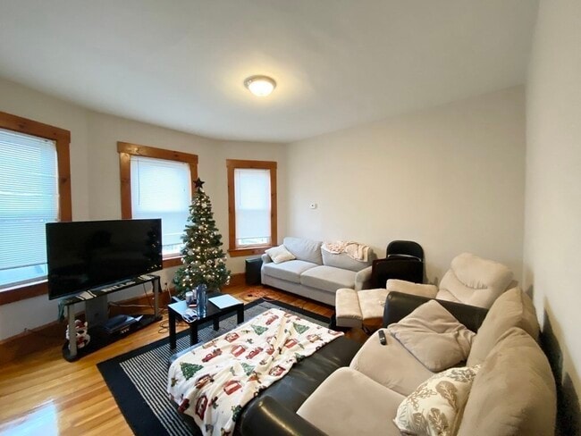 Photo - 3 Sudan St Unit 1