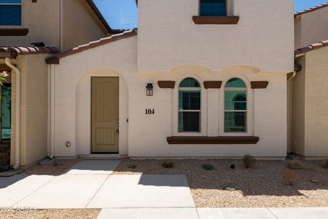 Building Photo - 3855 S McQueen Rd