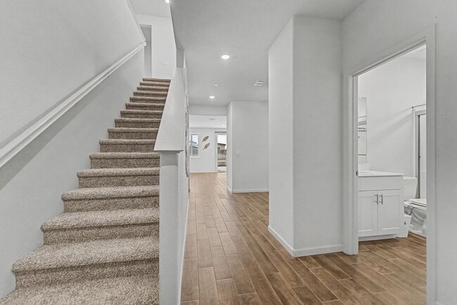 Photo - Big 3 bedroom 3 bath in Plumas Lake