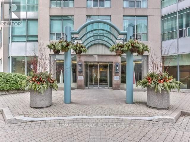 Photo - 942 Yonge St Unit 719