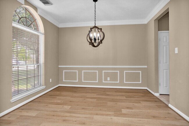 Photo - 20931 Deauville Dr