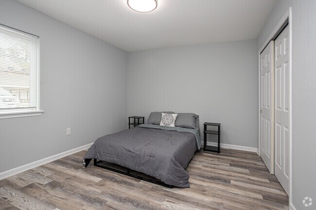 1BR, 1BA - 730SF