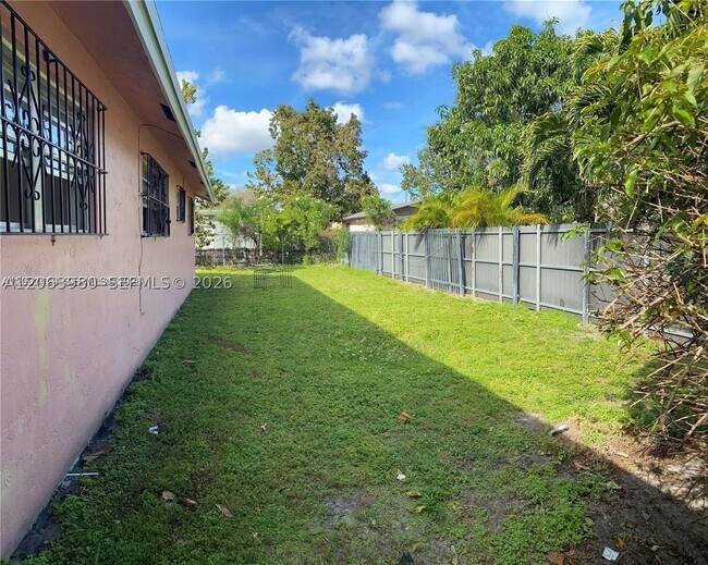 Photo - 2175 NW 104th St Unit 2
