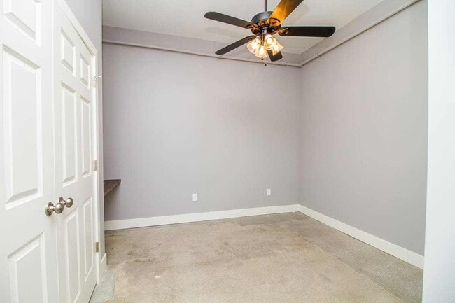 Photo - Welcome to Urban Studio 43 – Comfort, Convenience & Contemporary living in South Kansas City