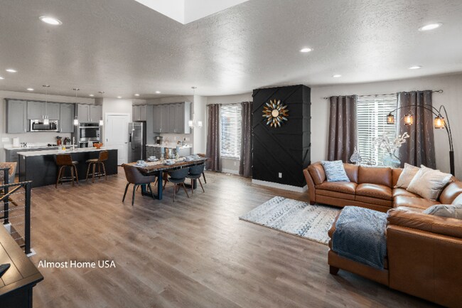 572 Lewski Ln