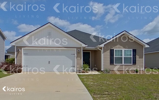 Building Photo - 15 Red Oak Dr.