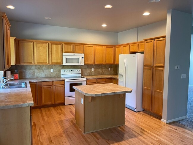 Photo - 4bd 2.5 bath in Crosswater Neighborhood